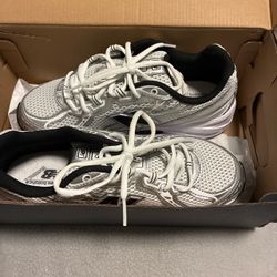New Balances 740