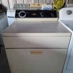 Heavy Duty!!! Extra Large!!! Whirlpool, Gas Dryer with Hamper Style Door!!! It Works Perfectly!!! Must See To Appreciate!!!