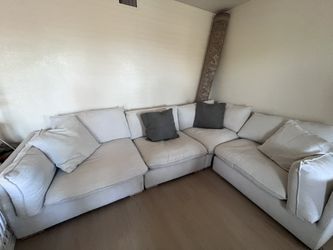Sectional Sofa/Couch