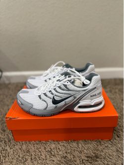 Nike Air Max Torch 4 White Size 8.5 Mens