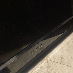 25” Sony Bravia Tv with Remote