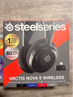 Steel Series headset *Read Desc.*