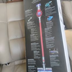 Dyson Vacuum 