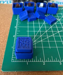 Fidget clicker toys