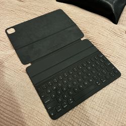 Smart Keyboard Folio For Ipad