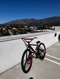 Looking for E-bike trades  AND selling  Fixed throne goon inferno.