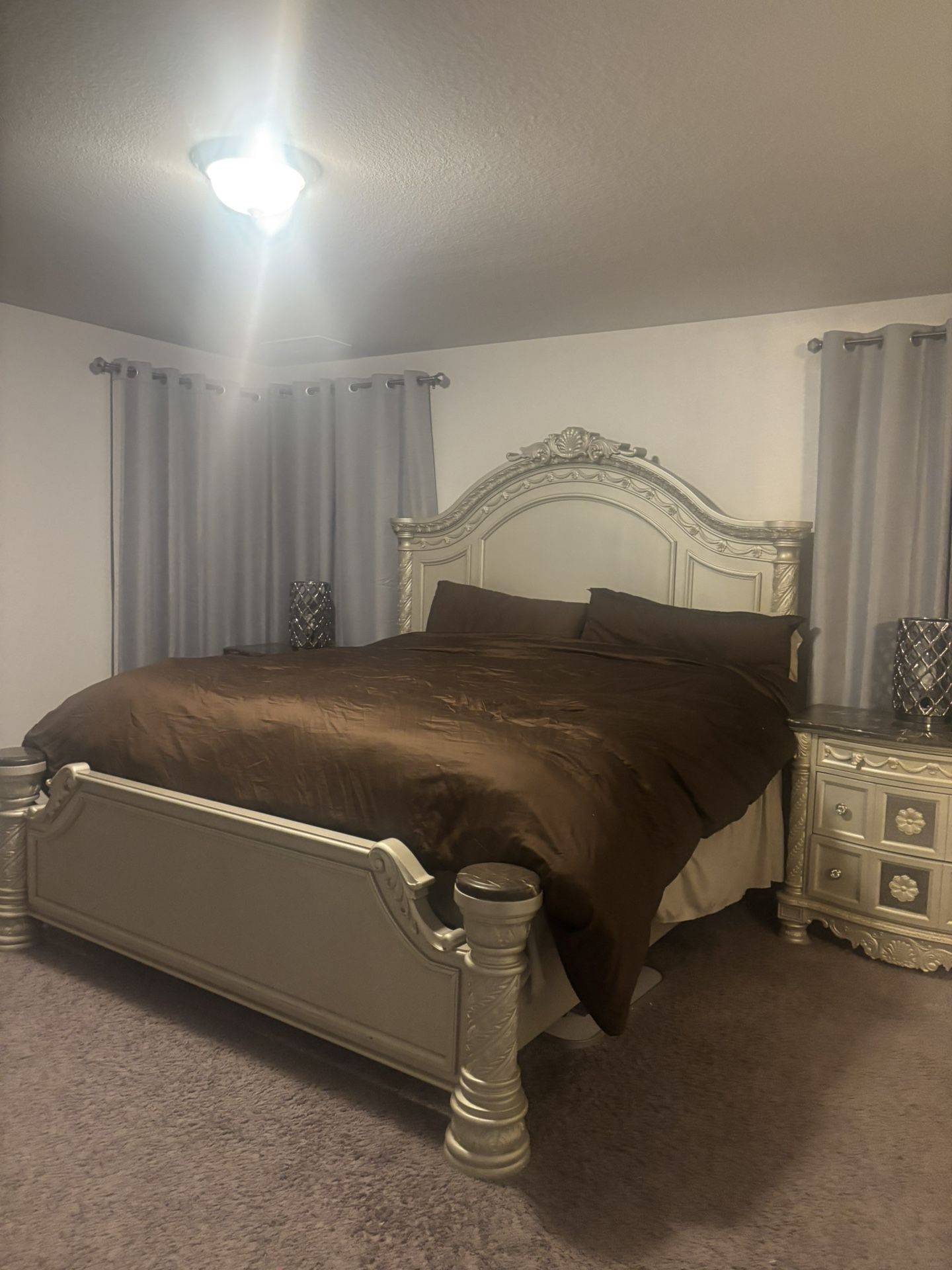 King Bedroom Set - Ashley’s Furniture Marble 