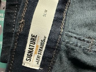 Levi’s signature gold 34X32