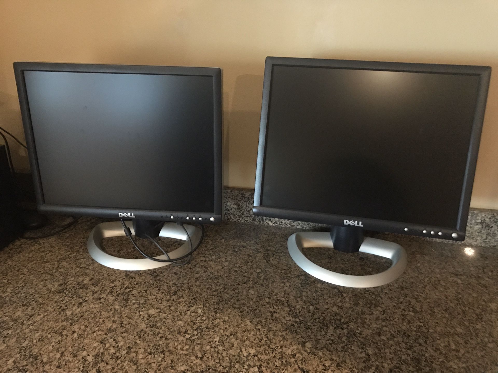 2 Dell 20.5” monitors $30 for both