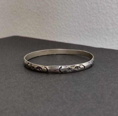 Vintage .925 STERLING SILVER MEXICO Women's Bangle Bracelet w/Moon & Star Motifs