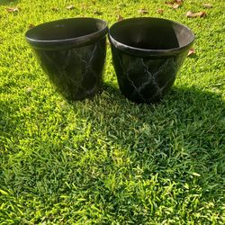 2 NEW POTS FOR PLANTS 85 HOME DEPOT 