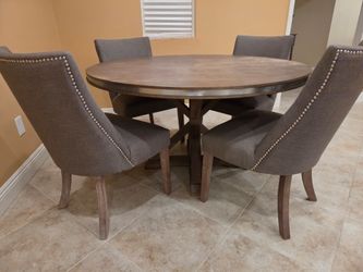 Urban Home table and chairs (modern / industrial)