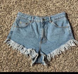 TopShop Kiri Cutoff Denim Shorts size 6 High rise 