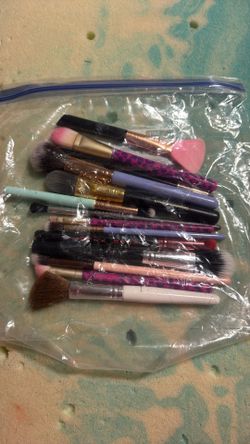 Each $1 Makeup Brushes