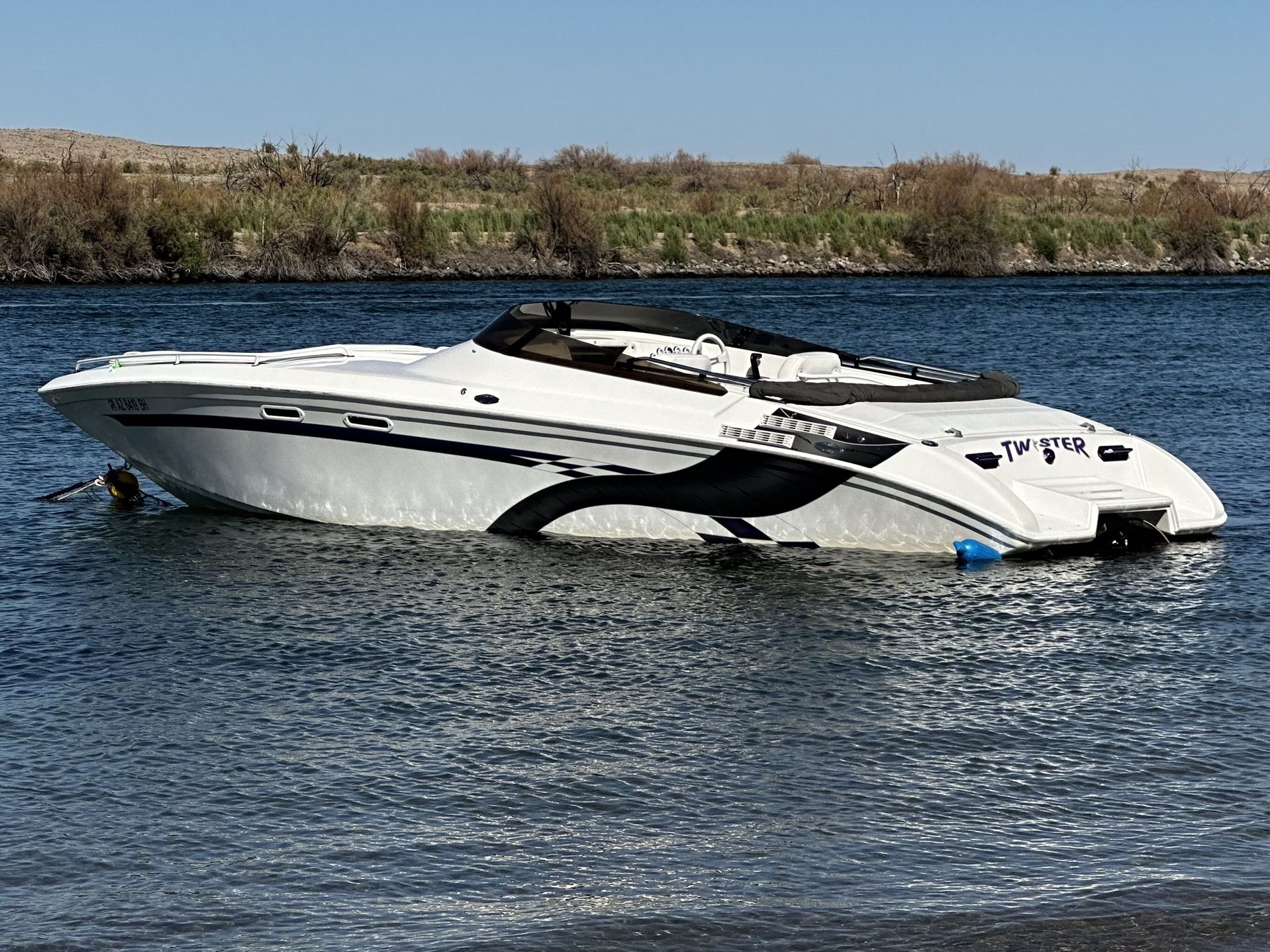 Commander Signature Boat - Mid Cabin Open Bow for Sale in Long Beach ...