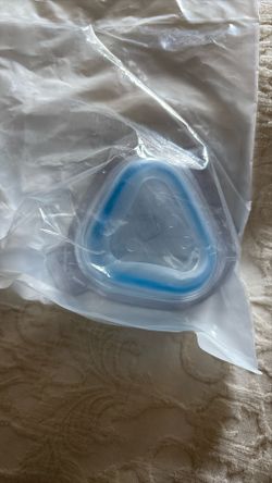 CPAP MASK 7 Brand new (Respironics) MEDIUM Comfort gel BLUE nasal Mask With Head Gear.