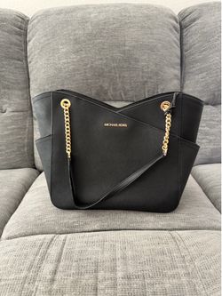 Michael Kors Jet Set Travel Bag (GREAT CONDITION) - Black Leather, Large Shoulder Tote Bag