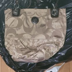Coach Alex Signature Sateen Patent Leather Purse