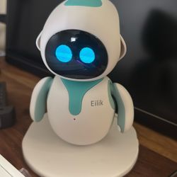 Robot Eilik 
