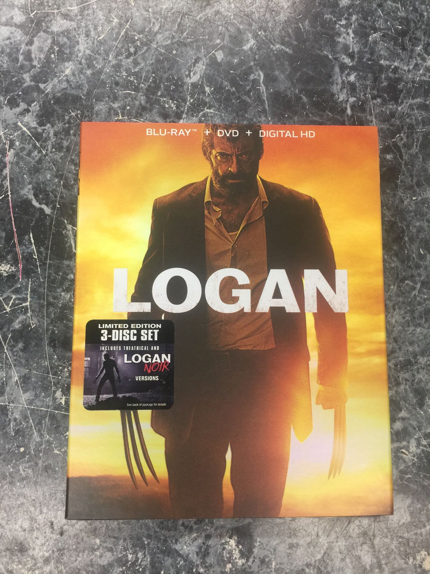 Logan Blu-ray + DVD + digital HD