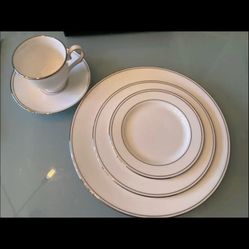 Lenox Federal Platinum Place Setting