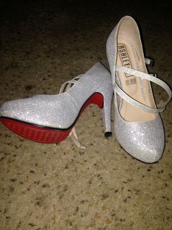 Dress shoes