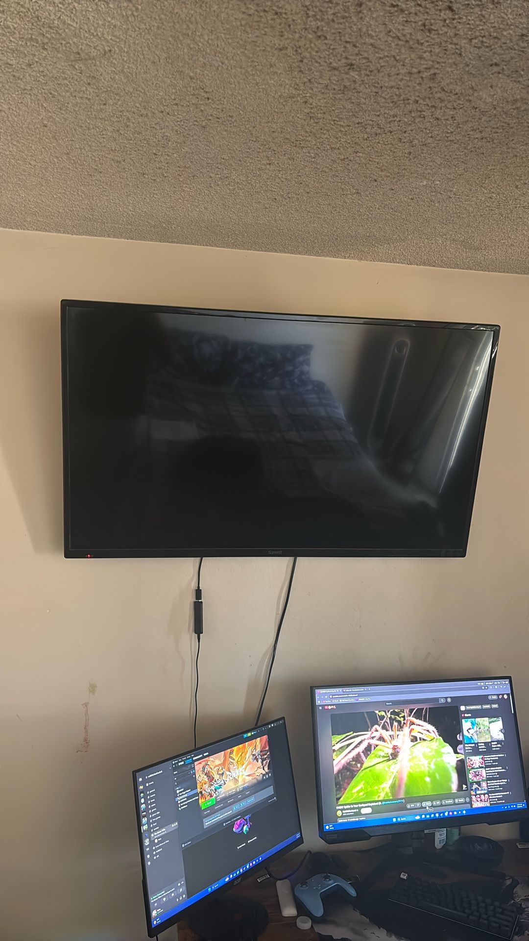 55 Inch Summit Flat Screen tv