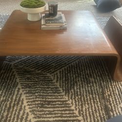 Coffee and Side Table