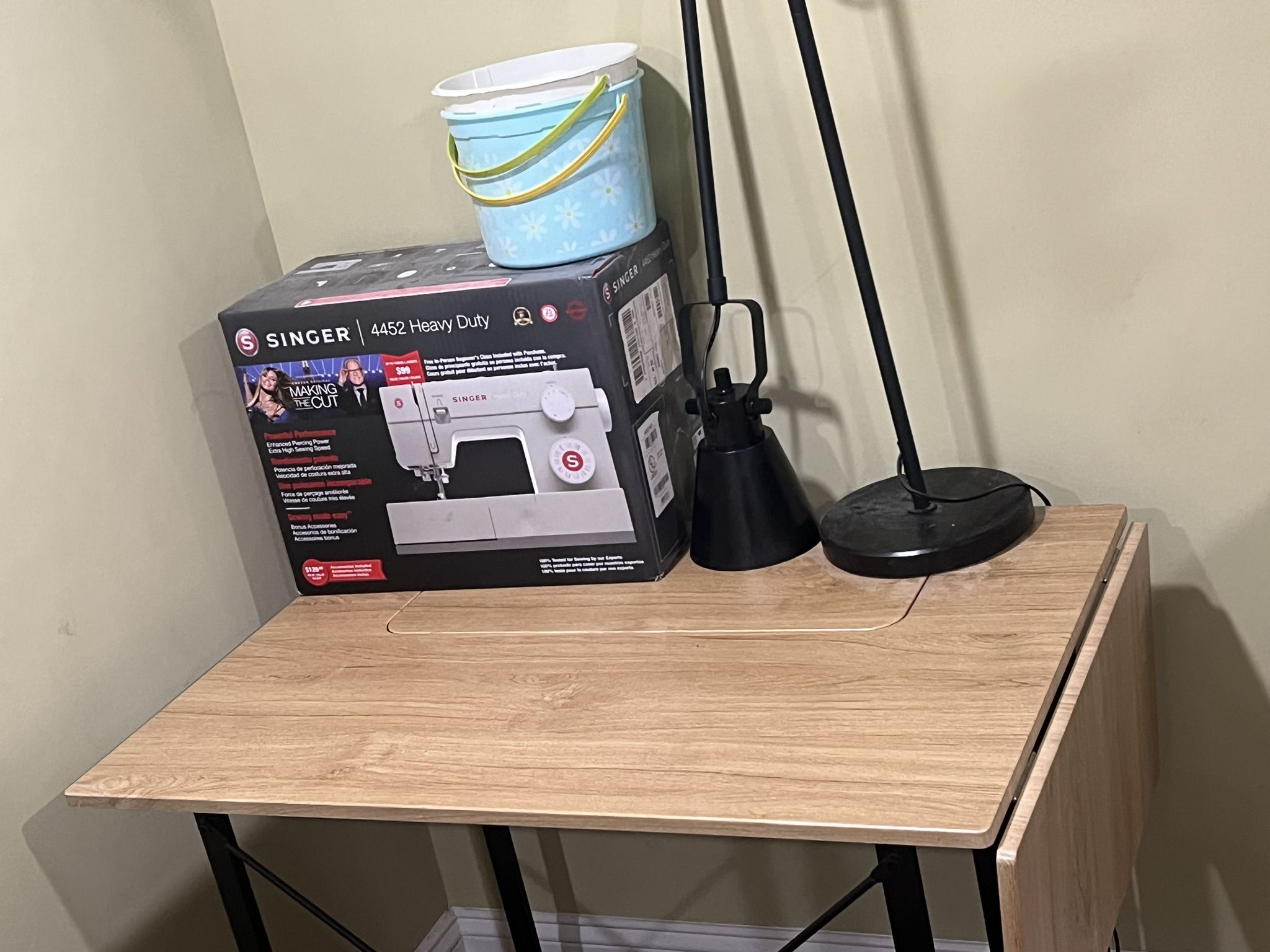 Sewing Machine For Sale
