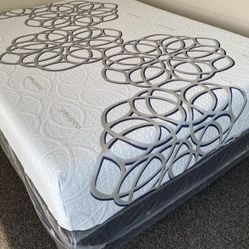 Full Sky Comfort Bamboo Cool Gel Memory Foamm Matres!!