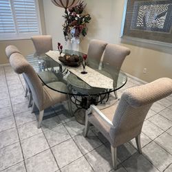 Dining Table And 6 Chairs