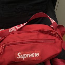 Supreme Waist Bag 