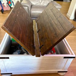 White Wood Coffee Table W/ Storage Lift Top