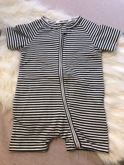 Brand new boys zipper outfit 6m,12,18,24m