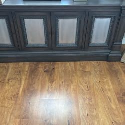 Ethan Allen- Buffet cabinet 
