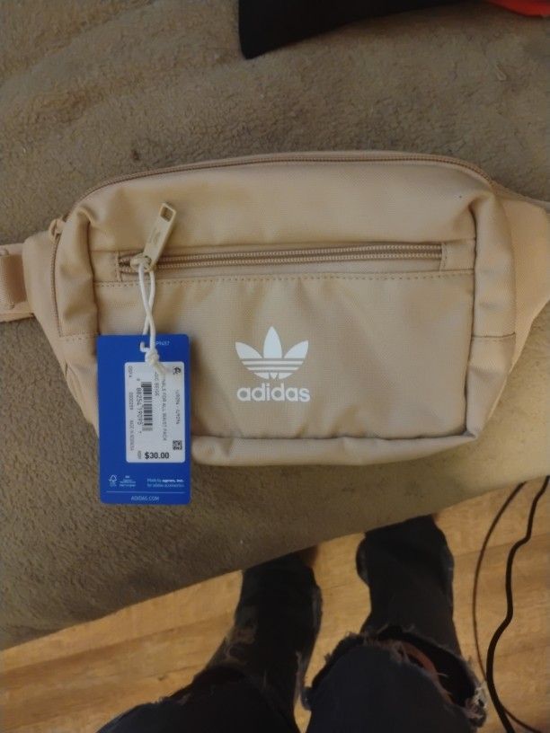 Adidas Waist Pack Fanny Pack Beige BRAND NEW WITH TAGS