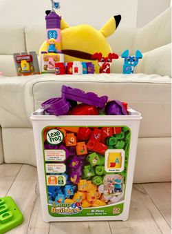 LeapFrog LeapBuilders Jumbo Box, Learning Blocks Toy for kids & Builders Shapes Music Castle
