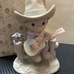 Precious Moments Figurines All With Box Like New