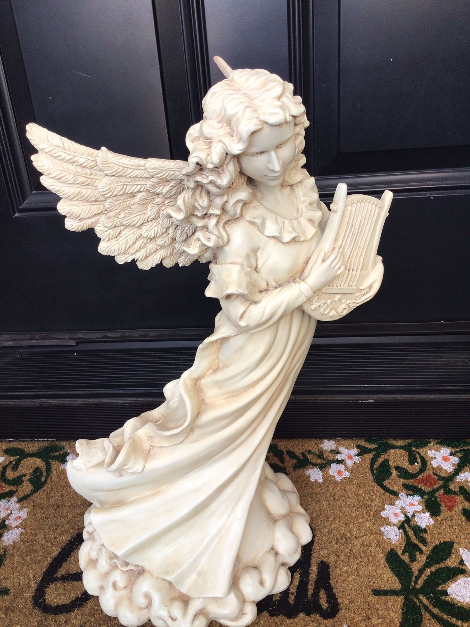 Statue