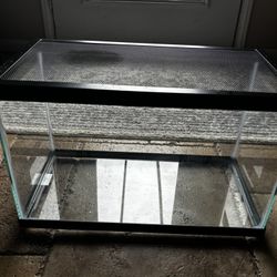 10 Gallon Reptile Terrarium 