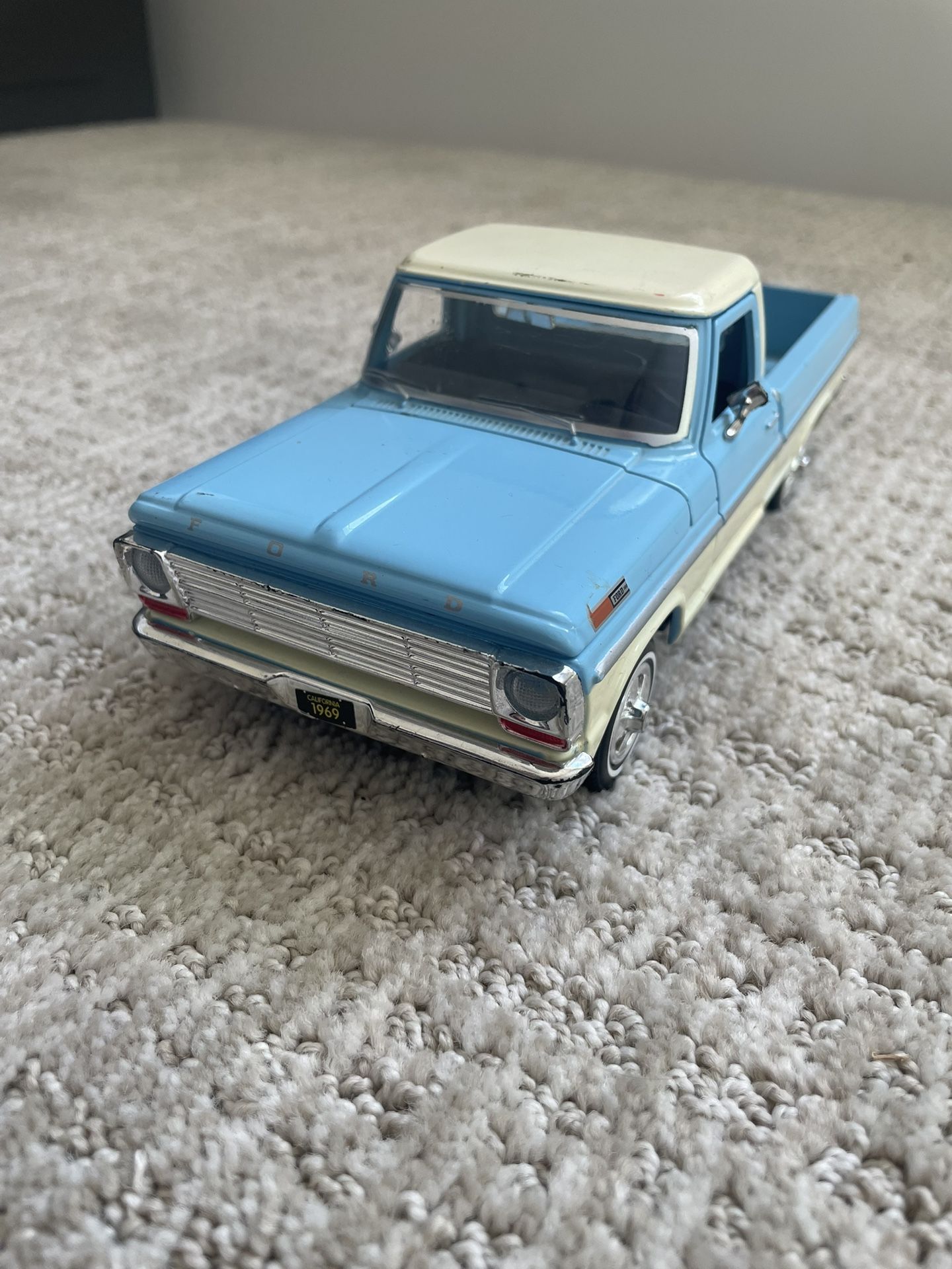 1969 Ford F-100 Diecast