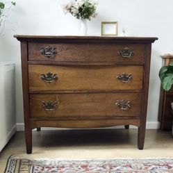 Antique Tiger Oak Dresser