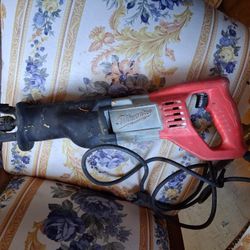 Milwaukee salsa not new but in good condition works fine