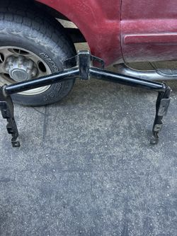 2008 Chevy Or GMC Train Hitch