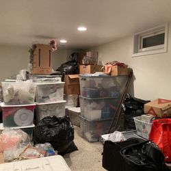 Lots Of Decorations And Trinkets Everything$ 500 Must Go