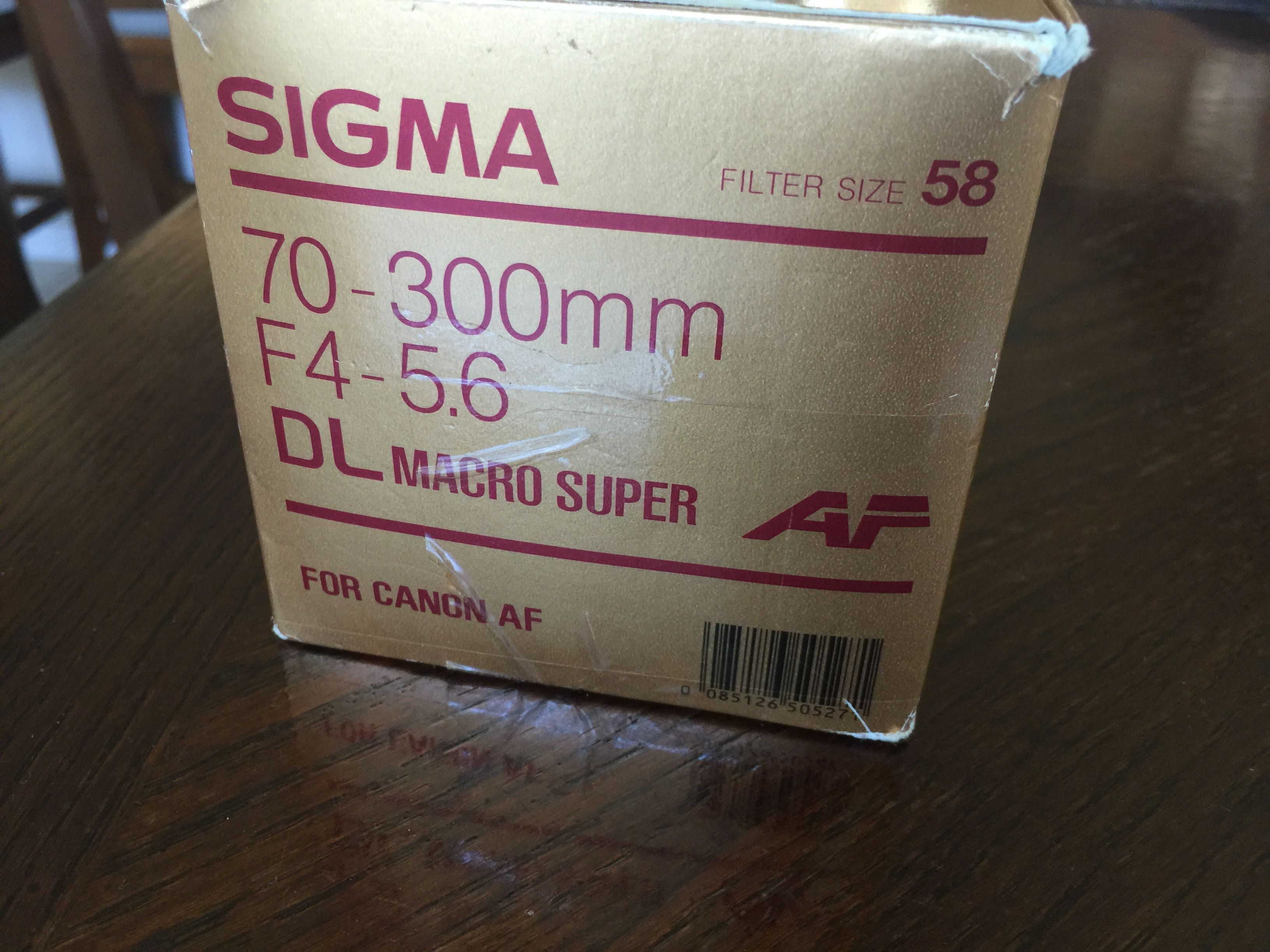 Mint SIGMA AF 70-300mm F4 AUTO FOCUS DL Macro super for Canon. $75