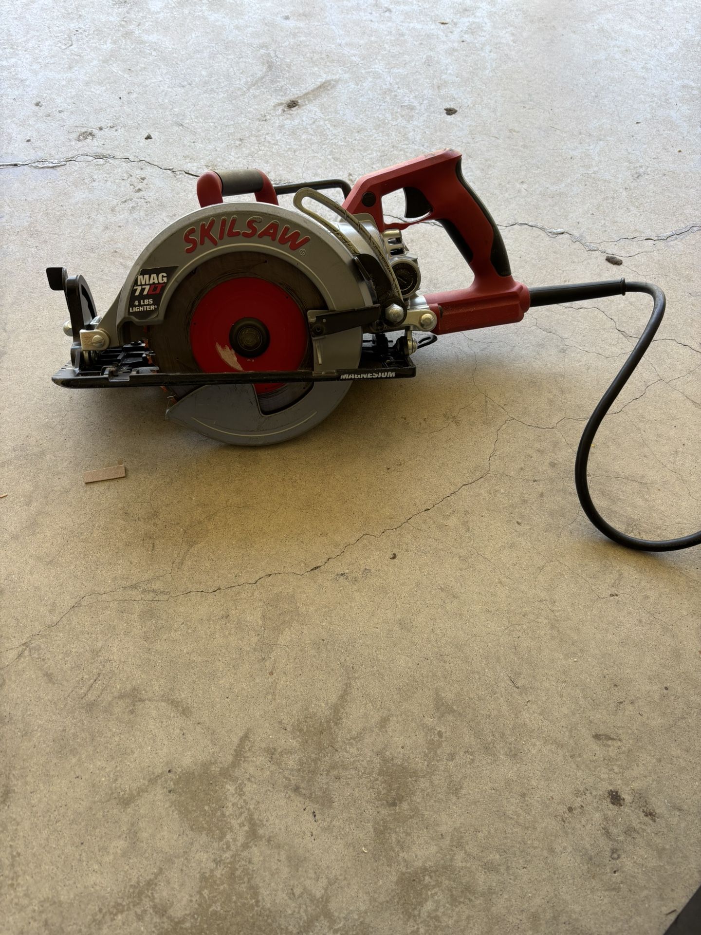 Skil Saw 7-1/4” Worm Drive Saw