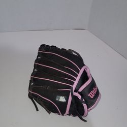 Wilson  Baseball Kids Glove Size 3