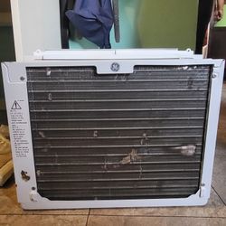 GE Window AC Unit