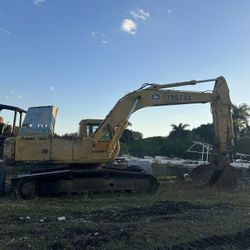 John Deer 790 ELC excavator 